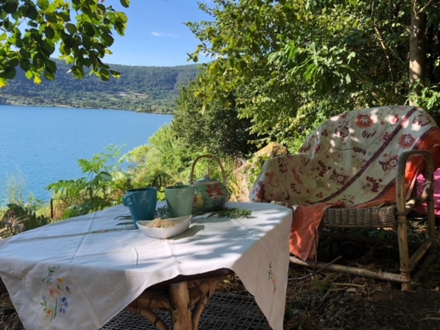Tisana vista lago