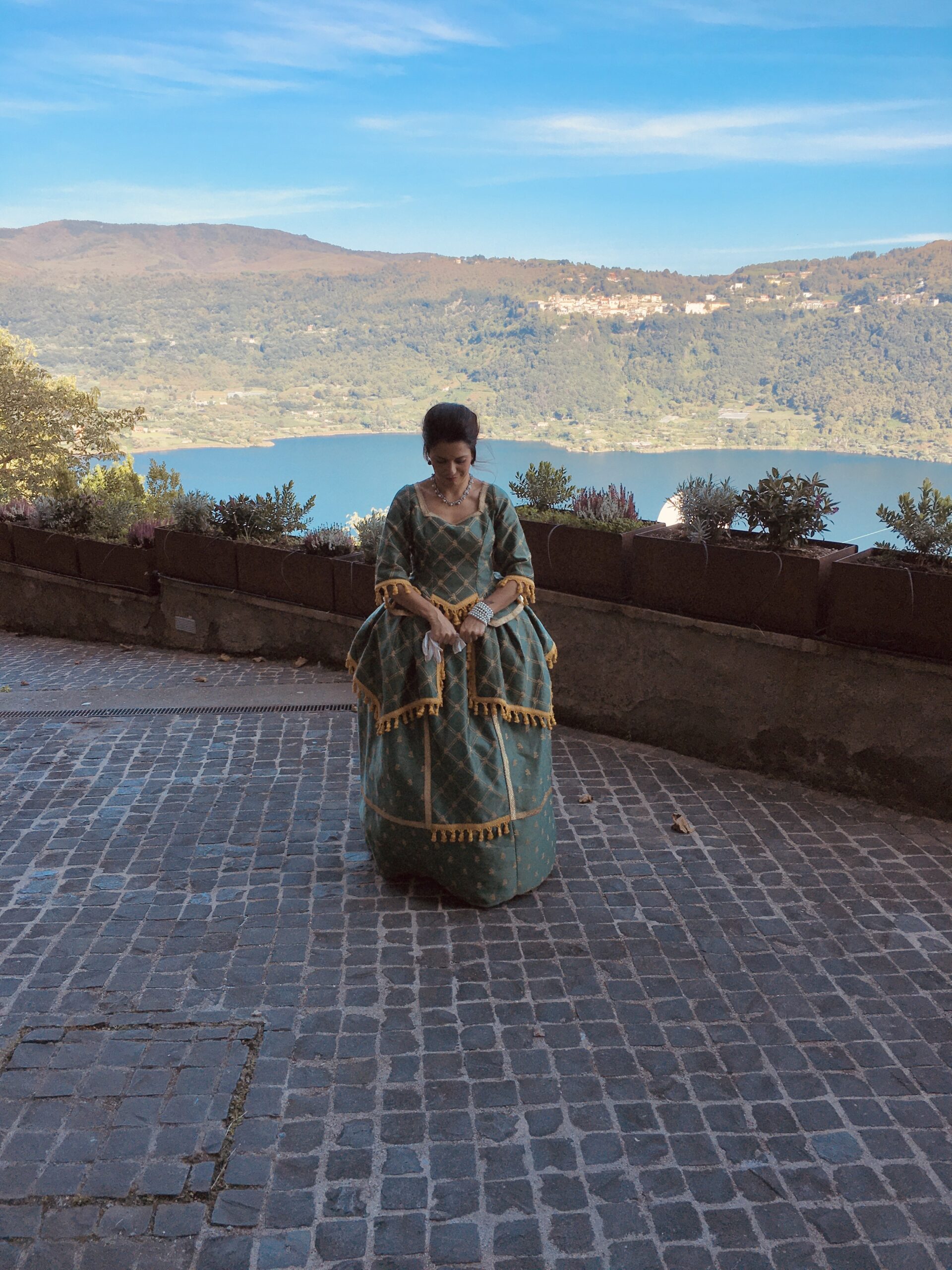 Foto costume storico a Spasso con donna Livia