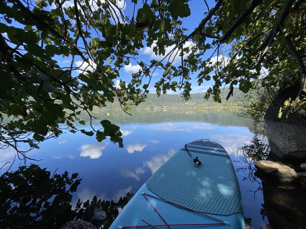 Sup sul lago di Nemi