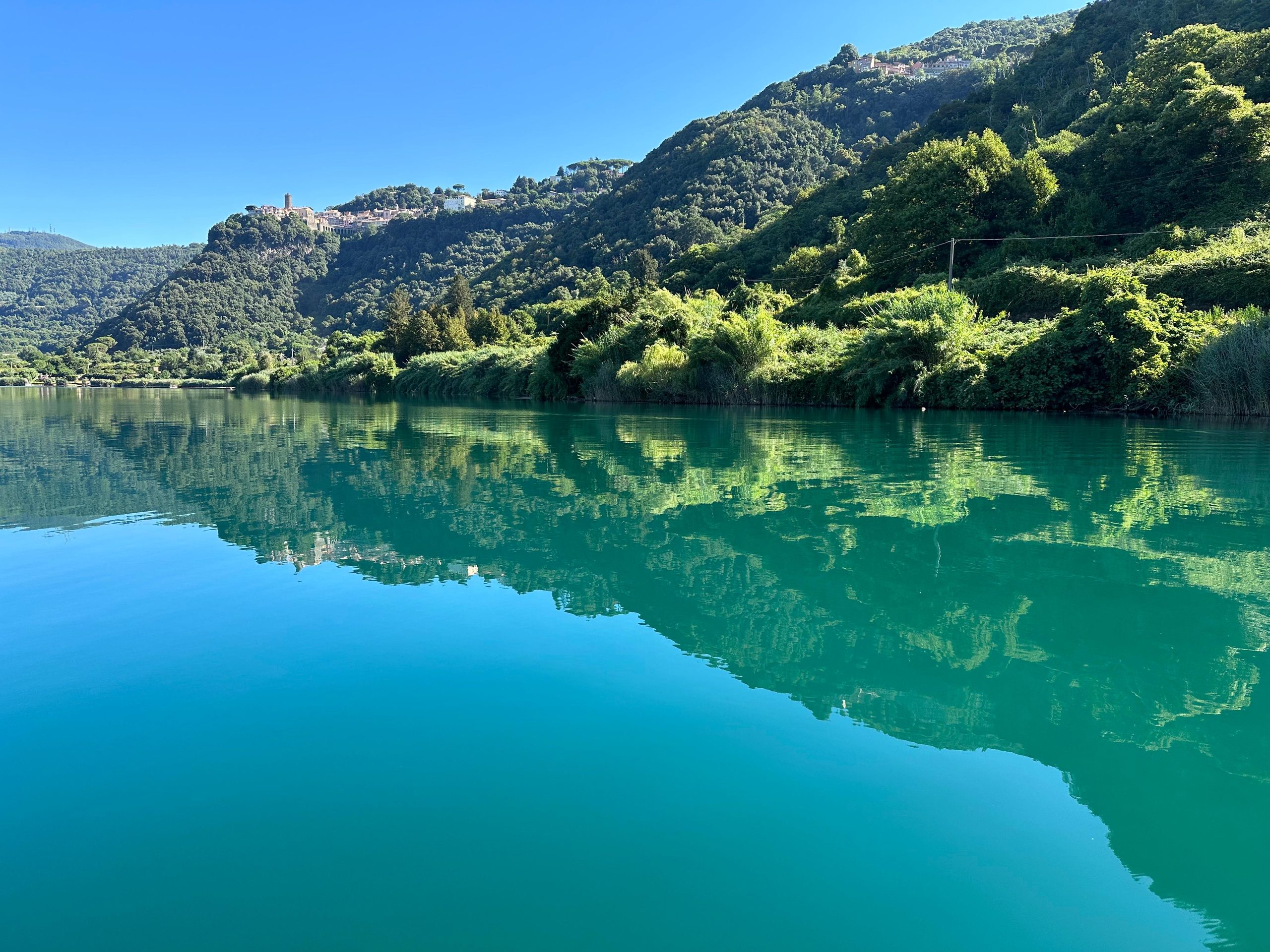 Nemi vista dal lago
